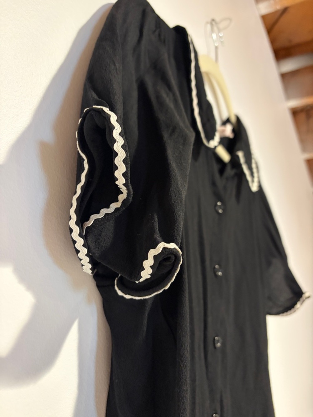 Ric Rac Collared Blouse - Picture 3 of 4
